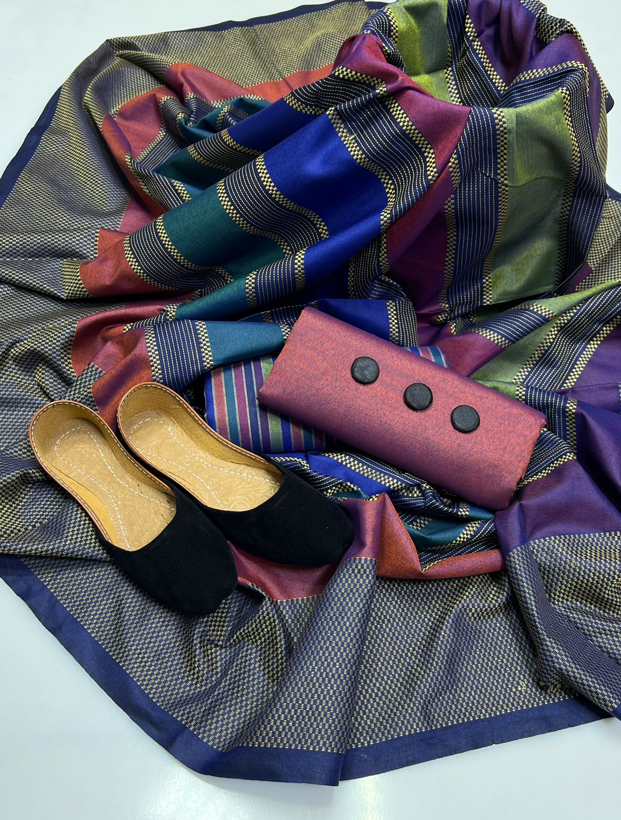 4PC Susi Shawl Dress (Khussa Gift)